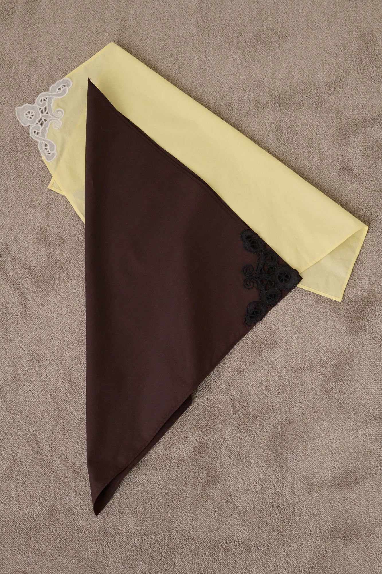 SCARF HINAYA BROWN - Image 3