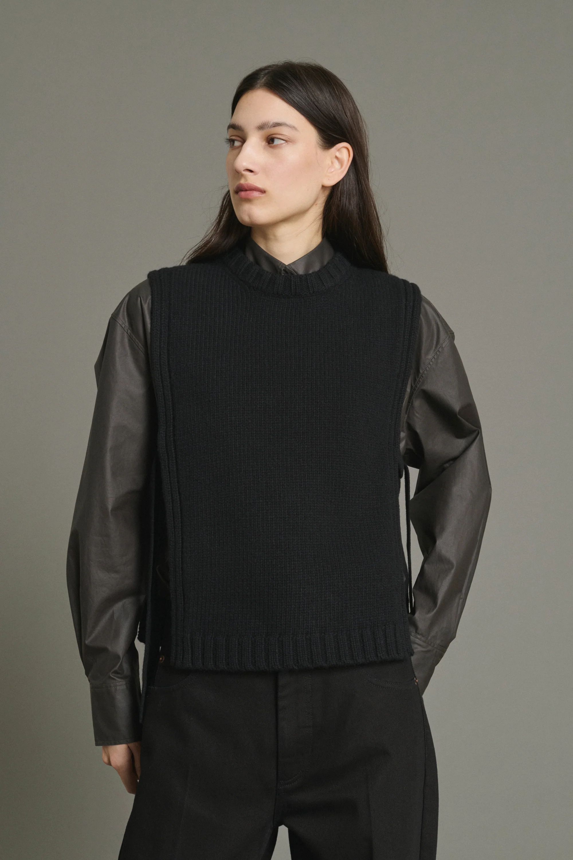 PULLOVER UZEL BLACK - Image 3