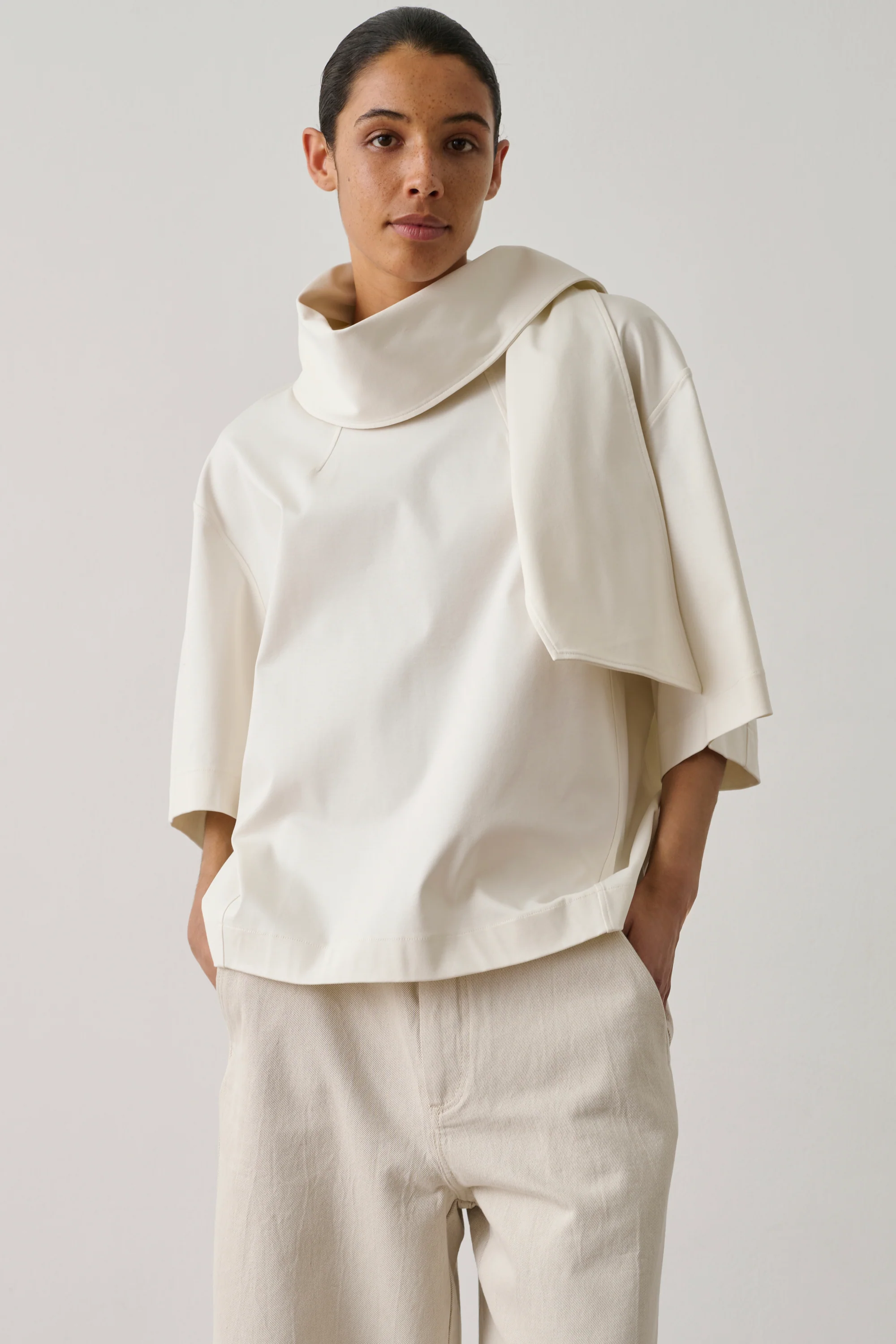 T-SHIRT HELENA WHITE