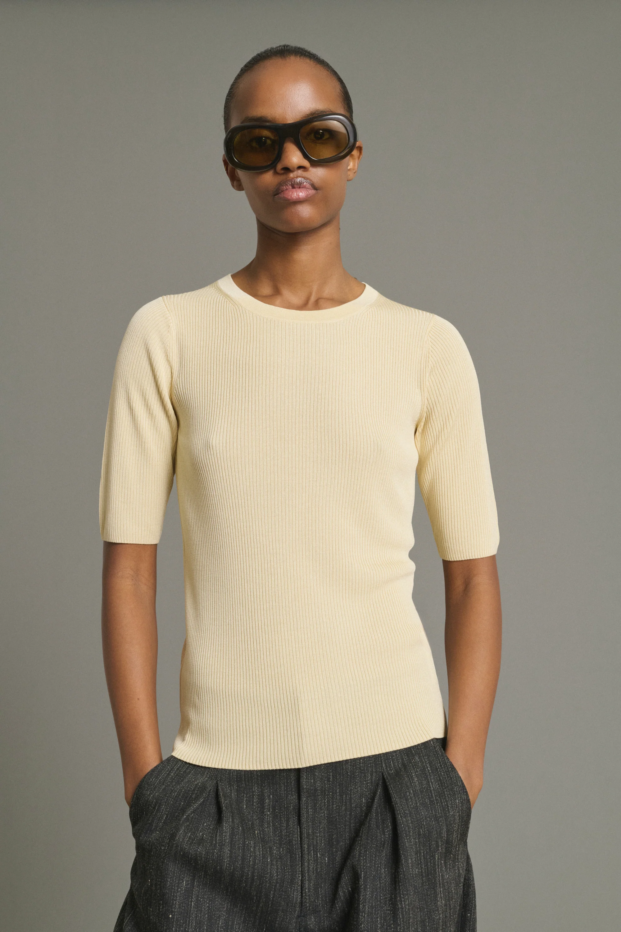 TOP KARINA BEIGE - Image 3